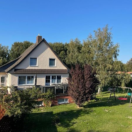 Ruegenferienhaus - Schaprode Hafen Exteriör bild